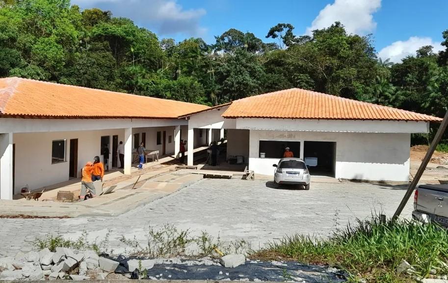 Obras da Casa de Apoio ao Estudante em Santana estão mais de 70% concluídas