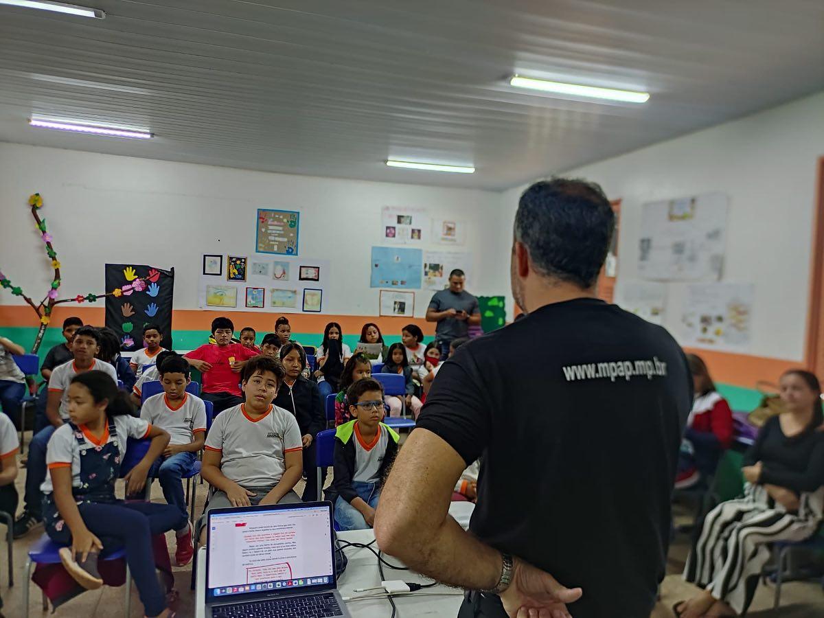 Prefeitura de Pedra Branca promove projeto Cultura de Paz nas escolas