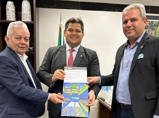 Davi comemora aprovação de PLP que garante compensação de R$ 27 bilhões para estados e municípios