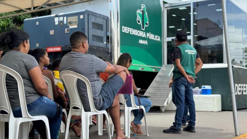 Defensoria Pública atende 105 pessoas em mutirão na zona sul de Macapá