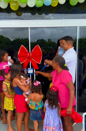 Secretário de Saúde, Teddy Marcel, entrega UBS com atendimento odontológico em Laranjal do Jari