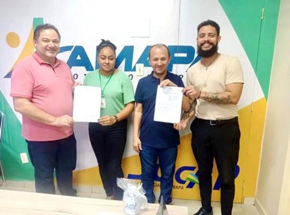 Acordo com a Junta Comercial simplifica abertura de empresas em Oiapoque