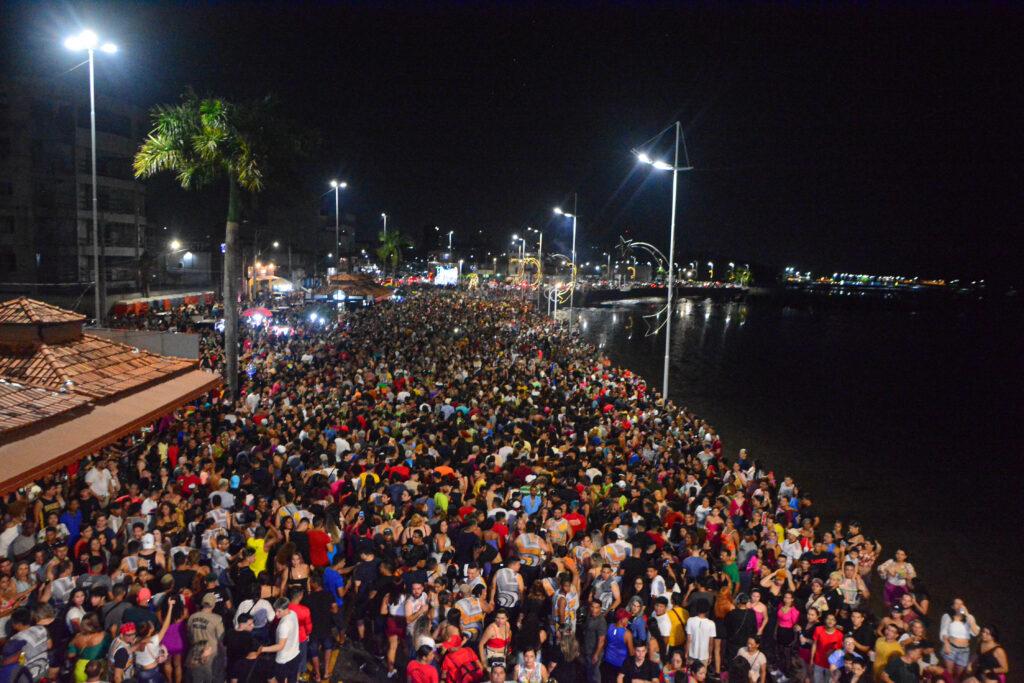 Carnaval na orla da cidade terá Henry Freitas, Reinaldo ex-Terra Samba e Rebeca Lindsay