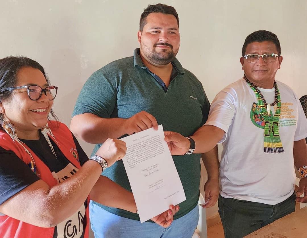 Prefeito Breno Almeida garante terreno para construção da casa de apoio à saúde indígena