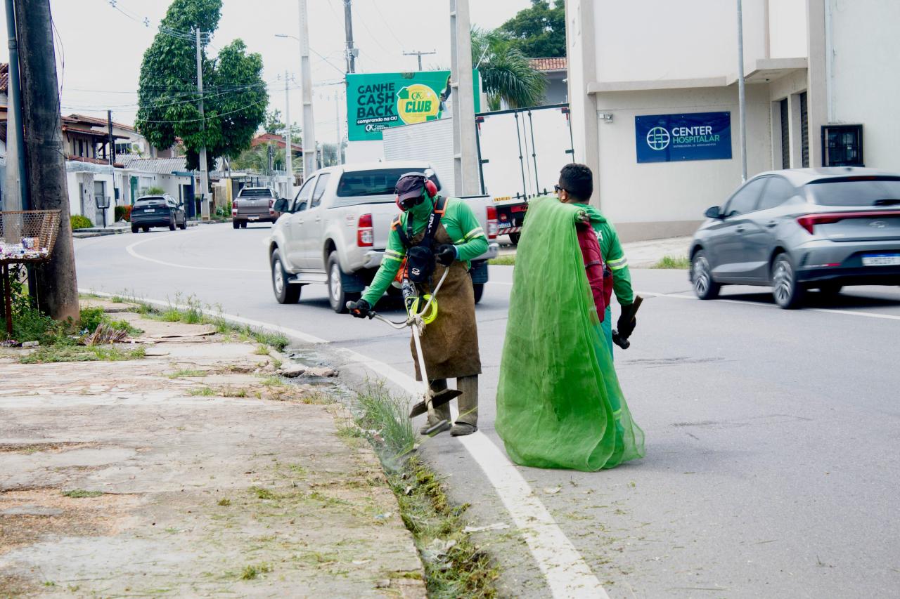Prefeitura de Macapá intensifica ações de limpeza na cidade