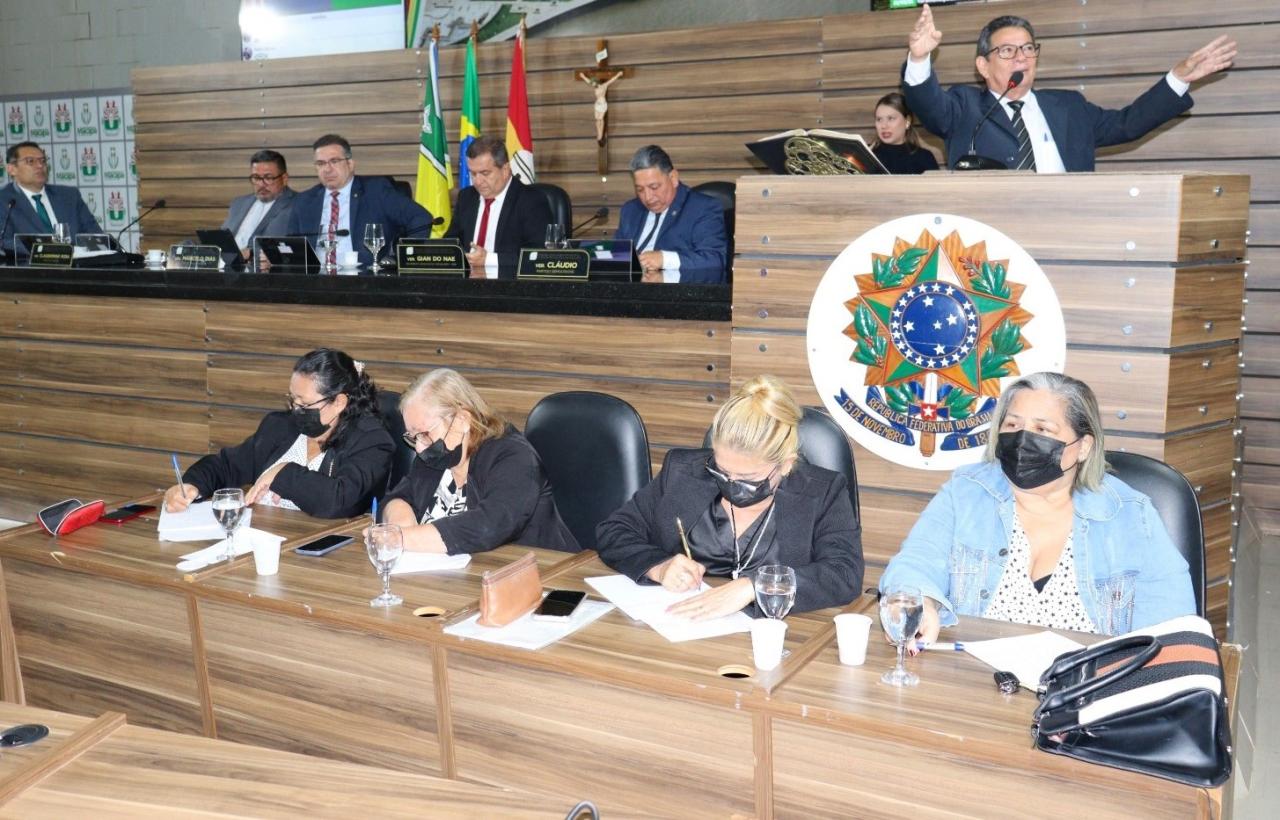 Vereador Nelson Souza fala de investimentos em asfalto nos bairros Açaí e Cabralzinho