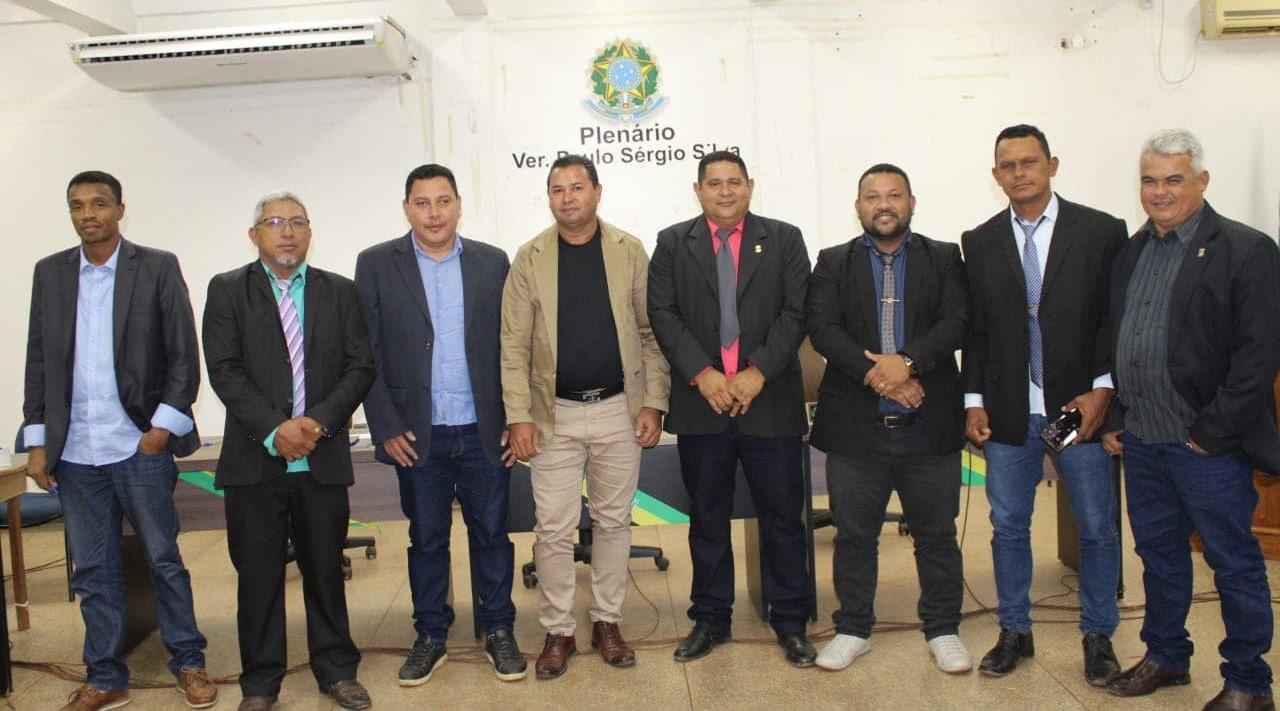 Prefeito de Calçoene participa de plenária na Câmara Municipal e destaca compromisso com o diálogo