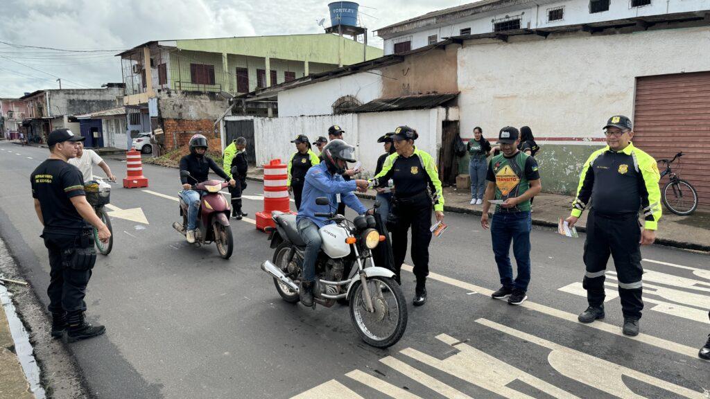 Blitz Educativa é iniciada no Sistema Binário do bairro Cidade Nova