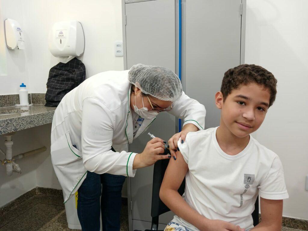 Dengue: Vacina será disponibilizada neste sábado (20) para o público-alvo da campanha