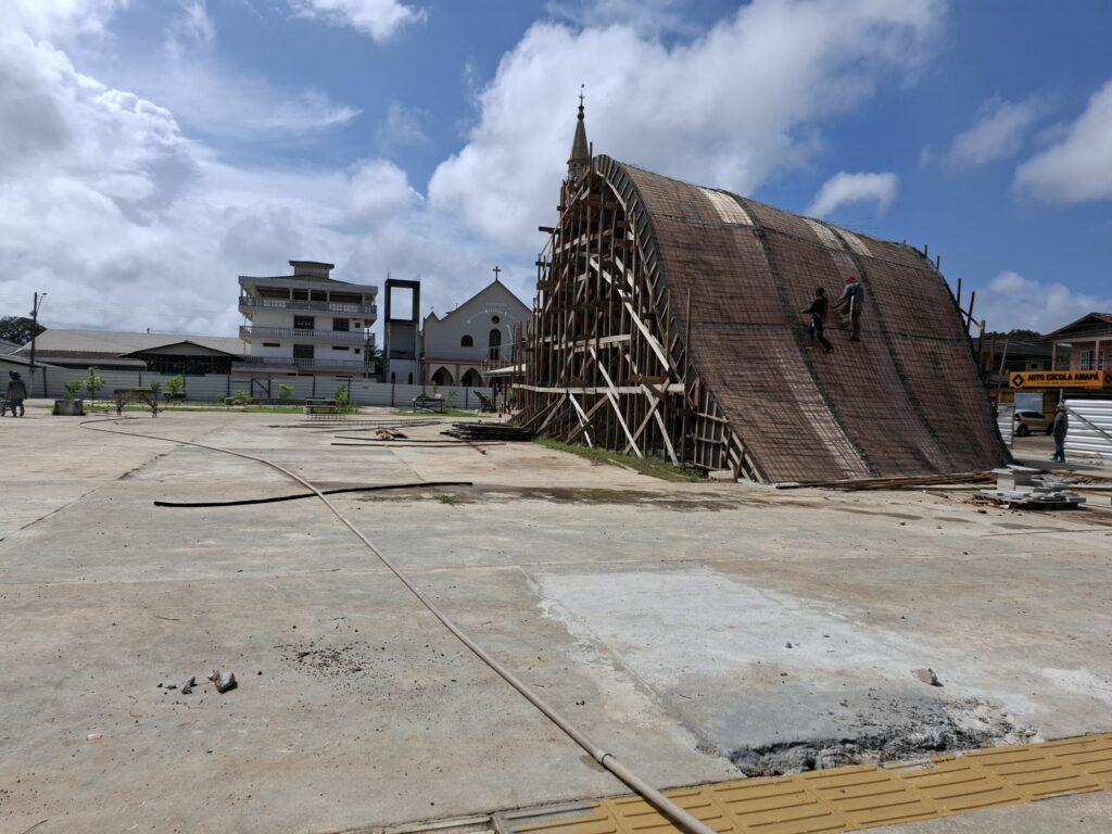 Com mais de 80% de obra executada, nova Praça Cívica de Santana entra na reta final