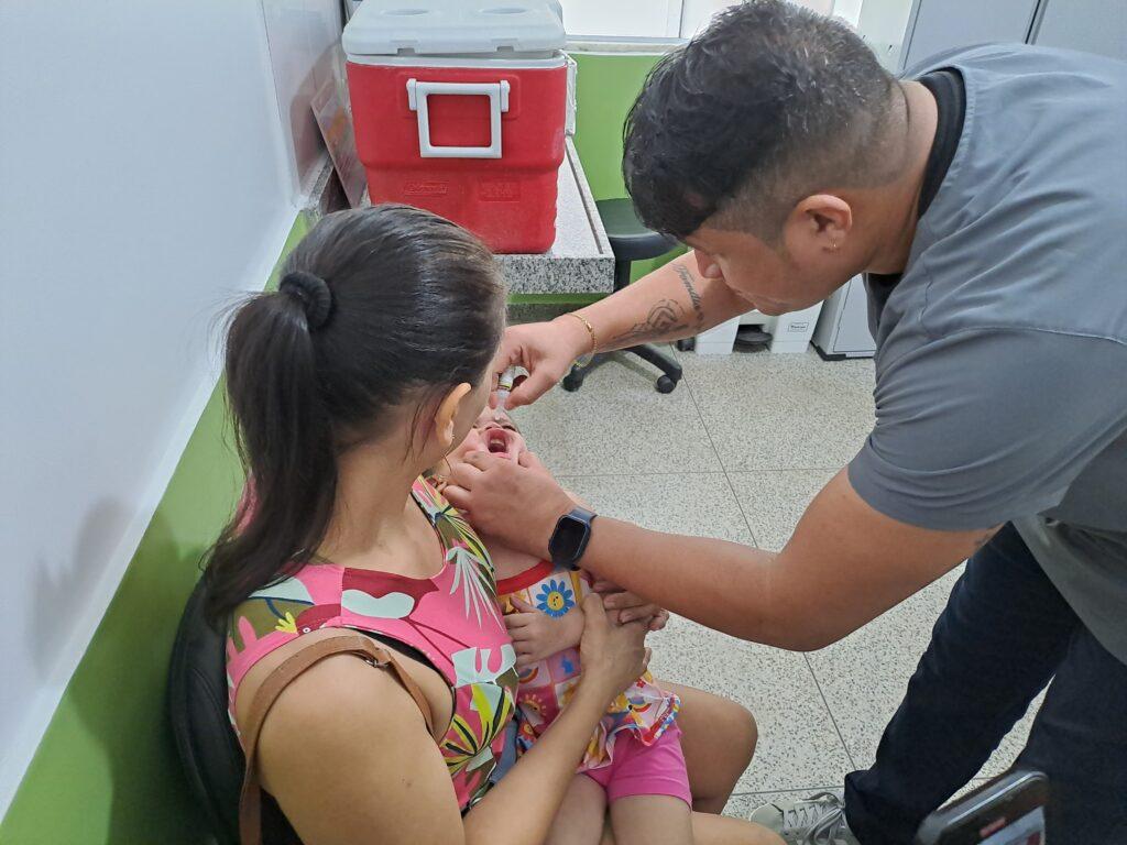 Vacinação contra Poliomielite segue nas Unidades de Saúde até a próxima sexta-feira (14)