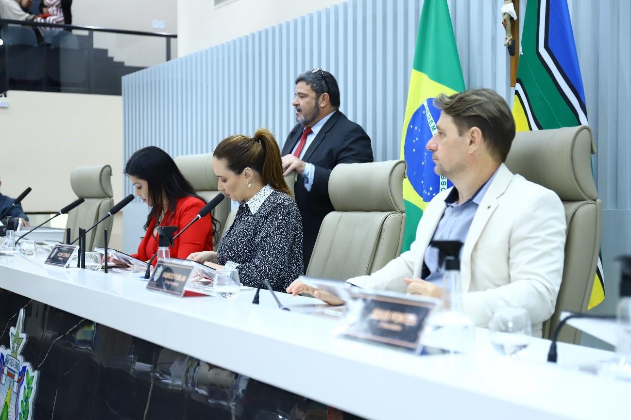 Alap aprova projeto de lei que valoriza profissionais da saúde com aumento salarial