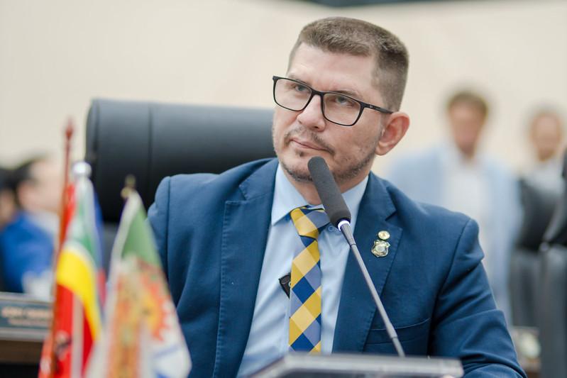 Bombeiros na orla: Deputado apresenta projeto para posto fixo na praia de Macapá