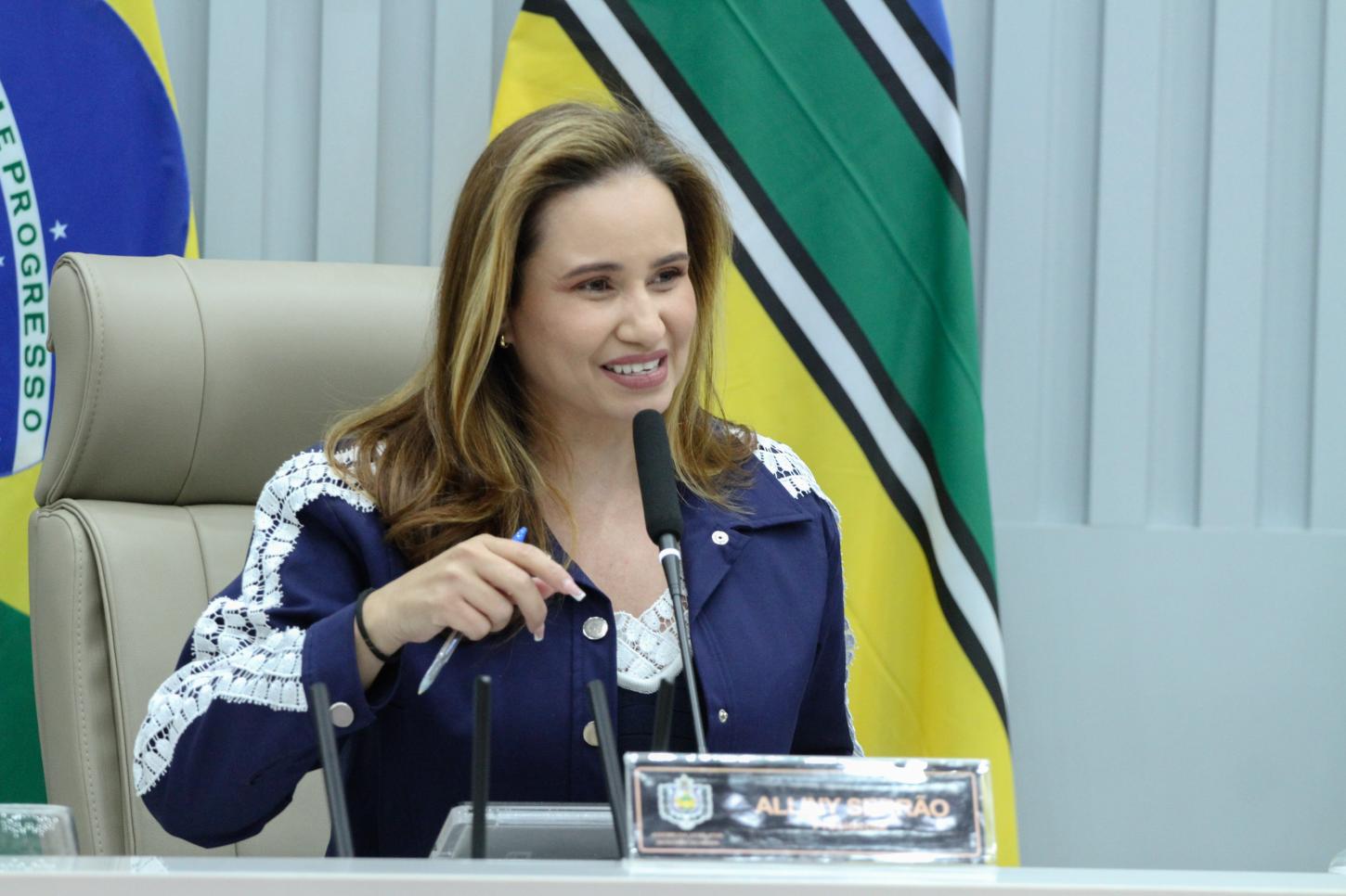 Deputada Alliny Serrão reivindica programa de saúde vascular para Laranjal do Jari