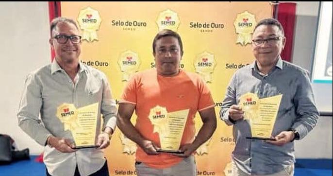 SEMED de Mazagão ganha Selo de Ouro do MEC pelo compromisso com a educação na idade certa