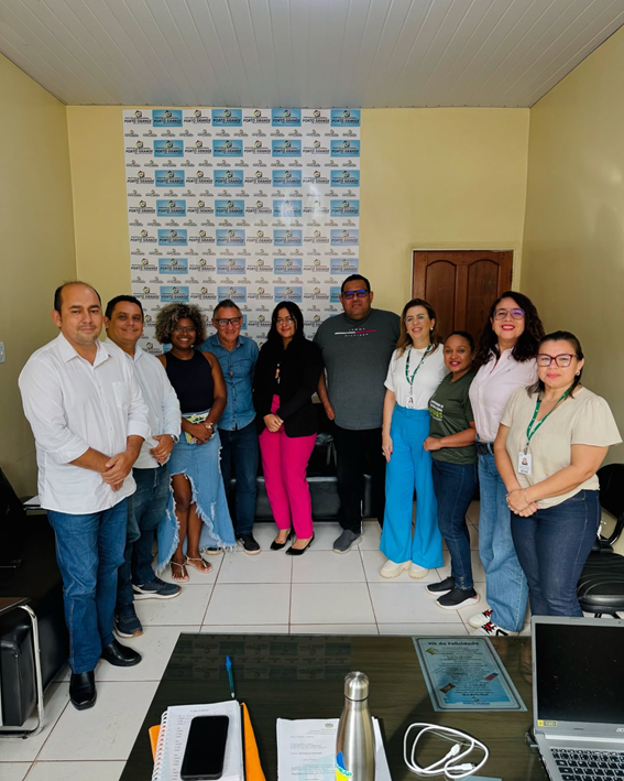 Prefeito de Porto Grande se reúne com representantes da AMCEL