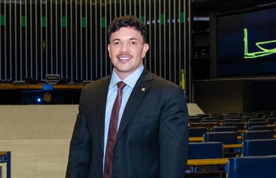 Trabalho desenvolvido por Acácio Favacho em 2024 ganha destaque