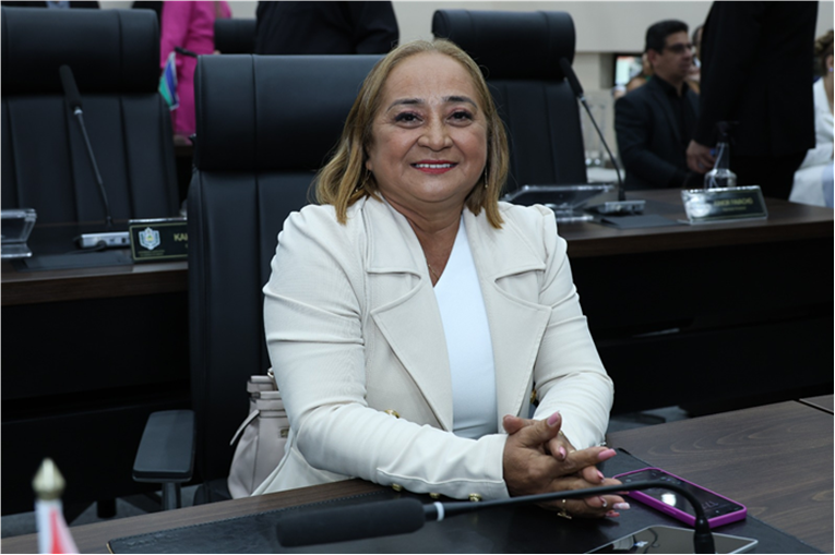 Deputada Zeneide Costa propõe criação da Semana de Sensibilização à Perda Gestacional, Neonatal e Infantil no Amapá