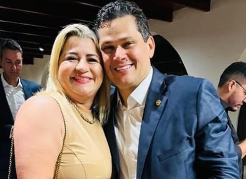 Prefeita de Serra do Navio parabeniza Davi Alcolumbre pela eleição à presidência do Senado