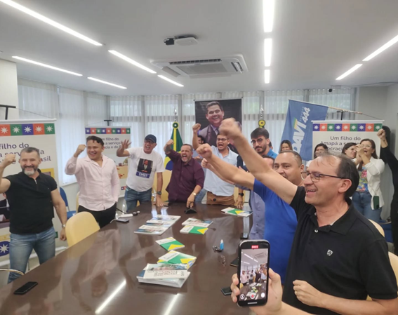 Presidente e vereadores da CMM reforçam apoio a Davi em reunião com governador em exercício