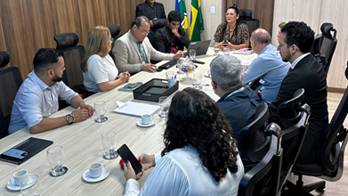 Conciliação garante desbloqueio de recursos e regularização de atendimentos na UNACON
