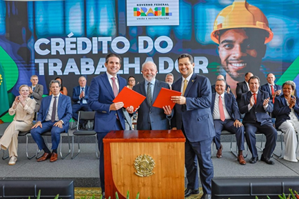Senador Davi Alcolumbre destaca importância do Programa Crédito do Trabalhador lançado pelo Governo Federal