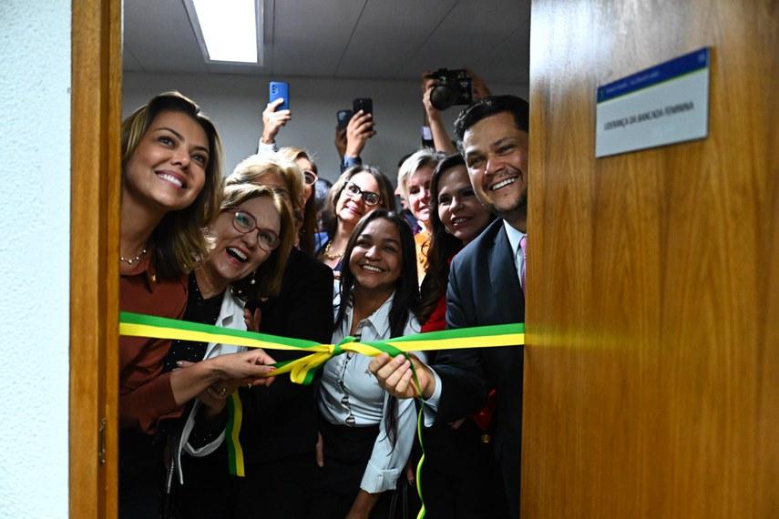 Davi participa de inauguração do gabinete da Bancada Feminina