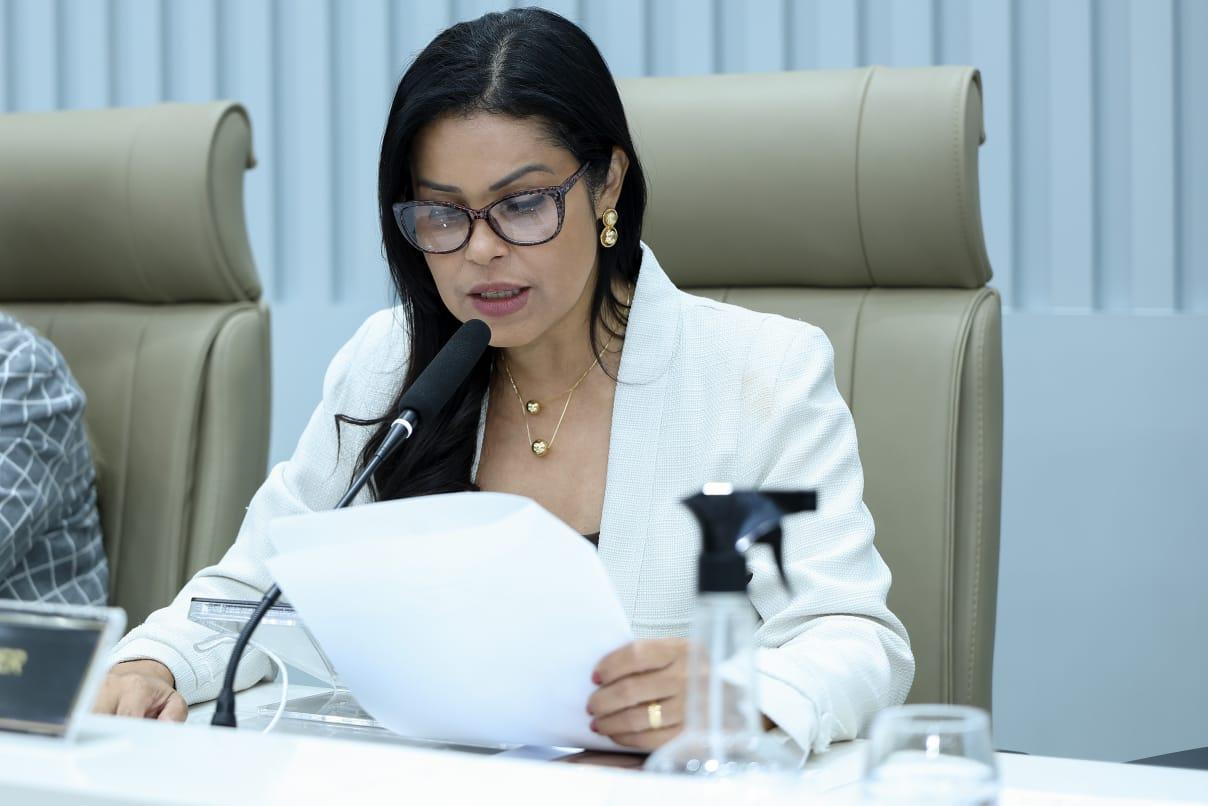 Deputada Edna Auzier: audiência pública debate gravidez na adolescência no Amapá