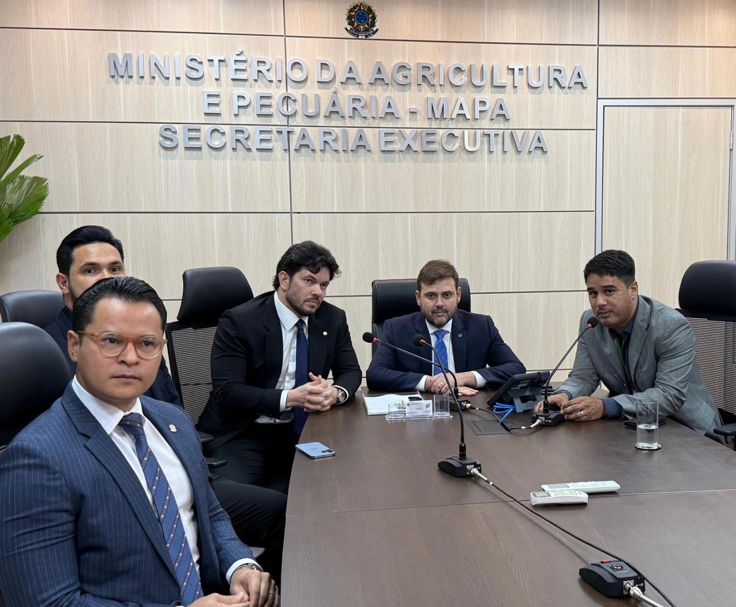 Deputado federal Acácio Favacho destaca em Brasília potencial da bioeconomia do Amapá