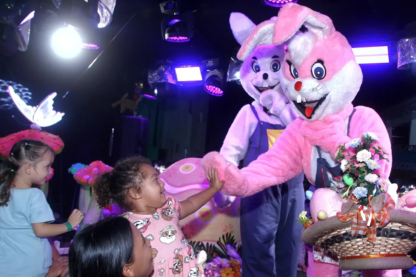 PÁSCOA ENCANTADA Lazer, diversão e solidariedade envolvem familiares do Vila dos Oliveiras em ação do Governo do Amapá