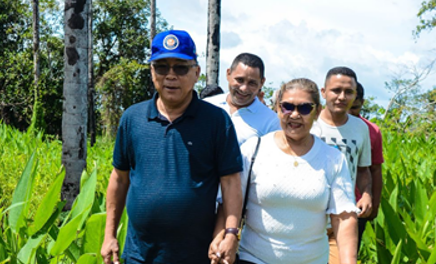 Prefeito Chico Nó e primeira-dama Venina Santos, de Mazagão, administrando lado a lado com o povo e para o povo