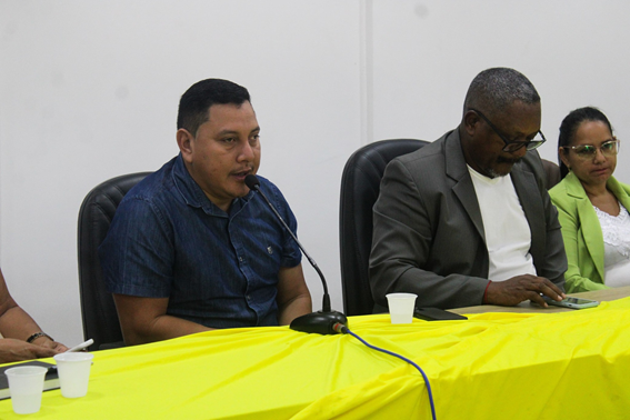 Prefeitura de Calçoene Entrega Kits Escolares a Todos os Alunos da Rede Municipal