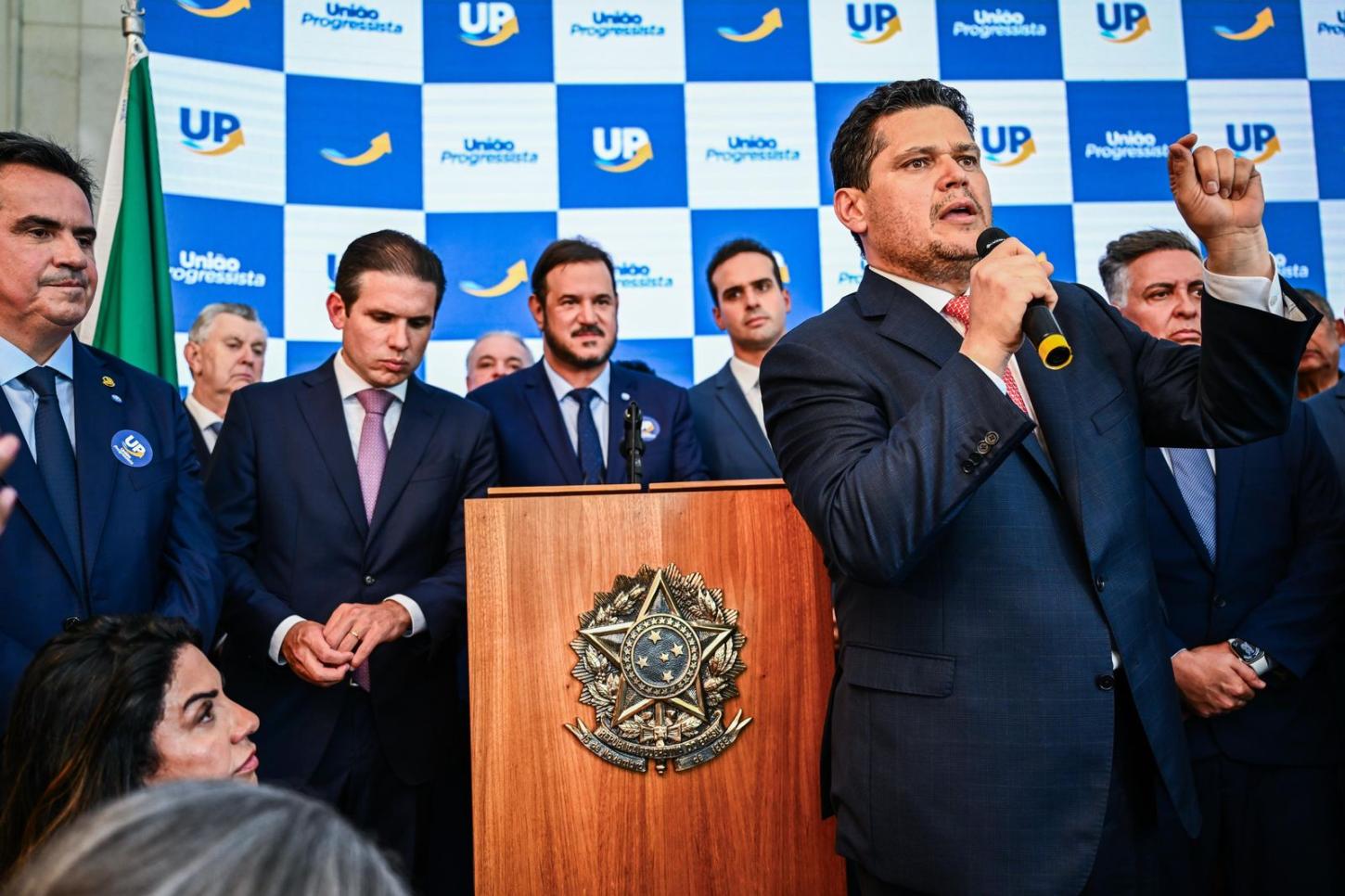 Presidente do Senado, Davi Alcolumbre, sobre federação União Progressista: “caminho da pacificação, do equilíbrio e do espírito público”