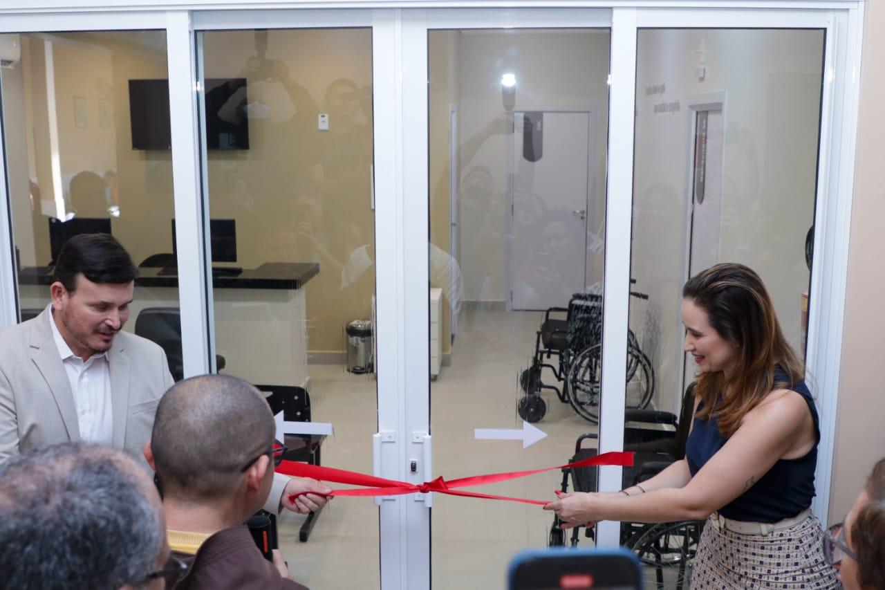 Deputados participam da inauguração dos novos espaços de saúde nos Capuchinhos