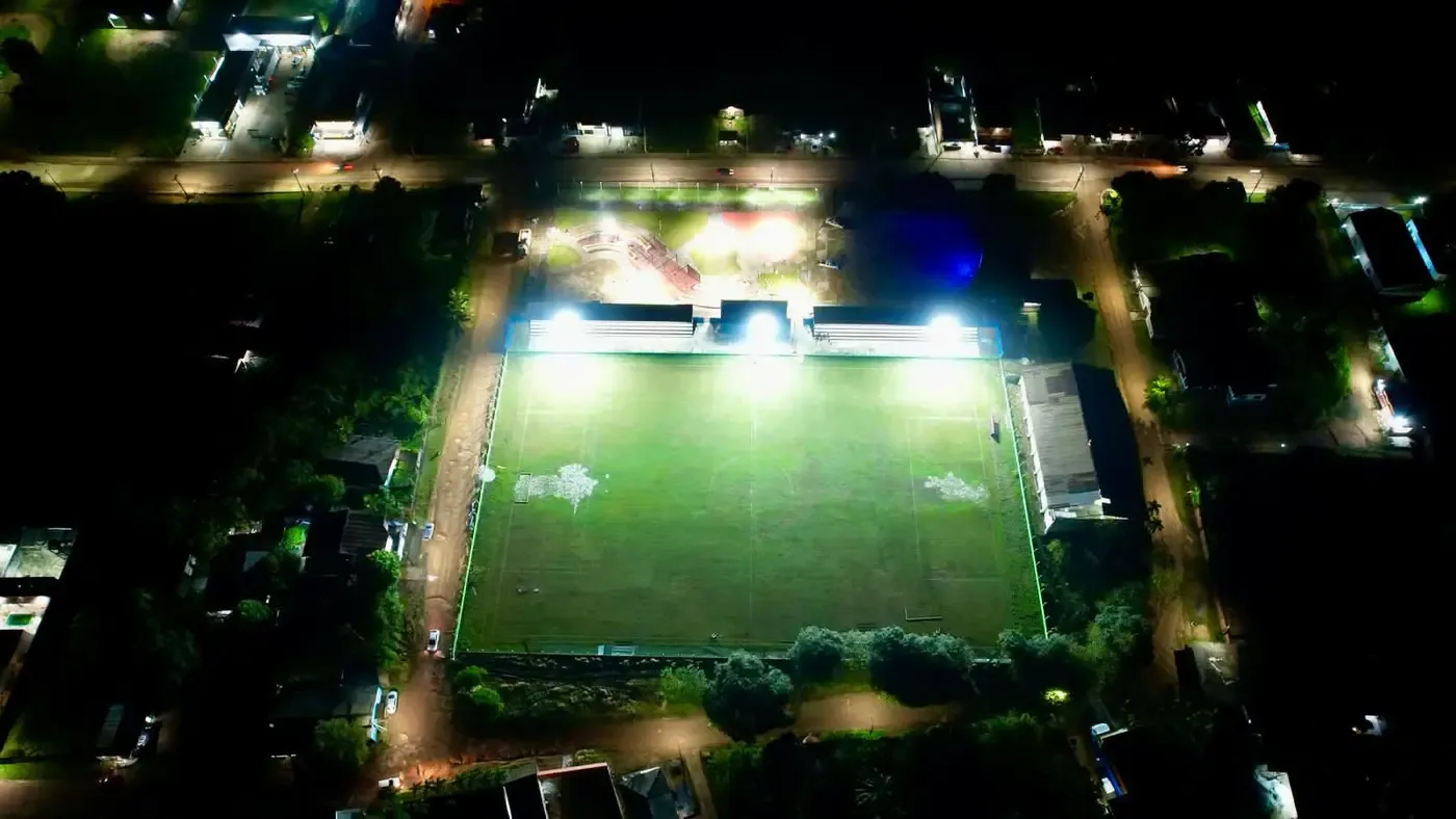 Governo do Amapá inaugura estádio em parceria com prefeitura e anuncia pacote de ações em Oiapoque
