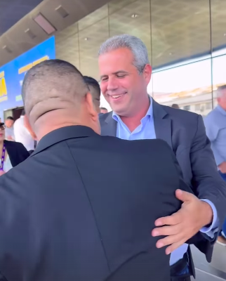 Prefeito Bruno Mineiro representa Tartarugalzinho na Marcha dos Prefeitos 2025 em Brasília