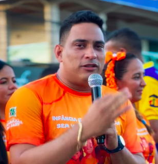 Prefeito Teddy Maciel reforça compromisso com a proteção infantil durante o Maio Laranja em Laranjal do Jari