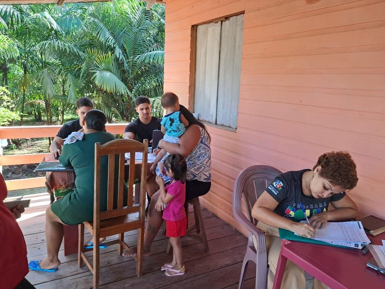 Prefeitura de Santana leva atendimento do Bolsa Família à comunidade Água Branca no Piaçacá