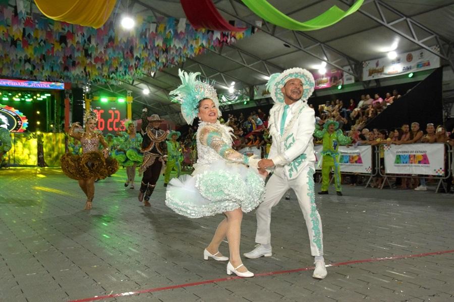 Prefeita Kelley Lobato destaca disputa de grupos folclóricos no Campeonato Estadual