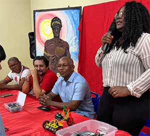 Prefeita Kelley Lobato impulsiona educação tecnológica em Amapá com lançamento do Samaúma Tech