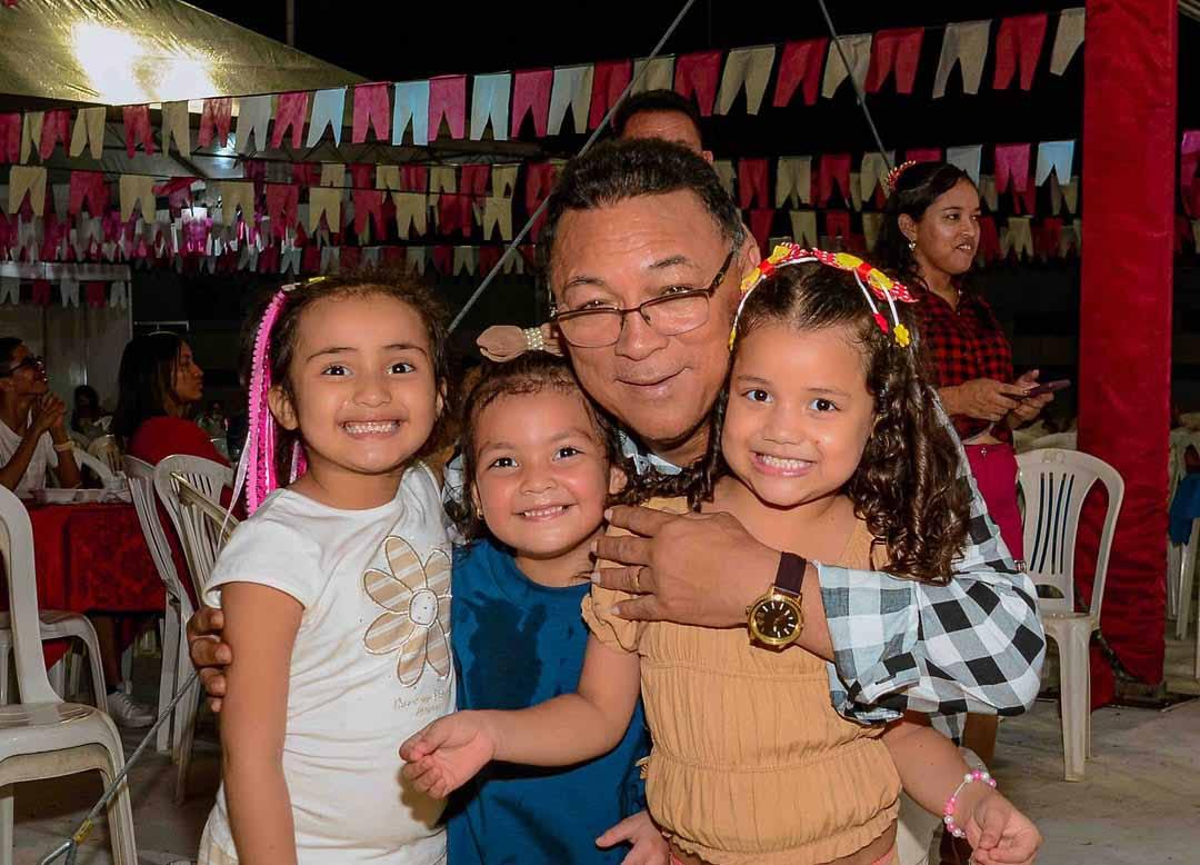 Prefeito Chico Nó celebra Forrozão da Dona Santa em Mazagão