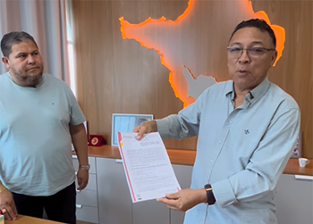 Prefeito Chico Nó firma convênio com o Programa Calha Norte para construção de 50 casas populares em Mazagão