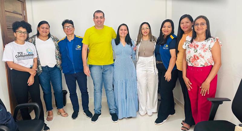 Prefeito Júnior Mourão reforça compromisso com a primeira infância durante visita do TCE em Cutias do Araguari