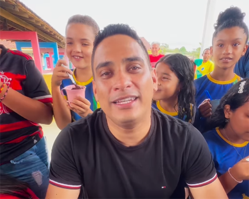 Prefeito Teddy destaca merenda de açaí com charque nas escolas de Laranjal do Jari