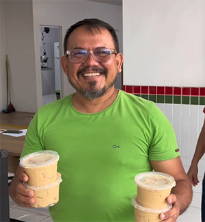 Prefeitura de Pedra Branca promove oficina de sabão ecológico com óleo de cozinha usado