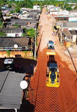 Prefeitura de Porto Grande avança com pavimentação no bairro Aeroporto, promovendo mobilidade e qualidade de vida