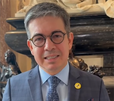 Randolfe Rodrigues destaca anúncio de investimentos franceses de R$ 100 Bilhões no Brasil