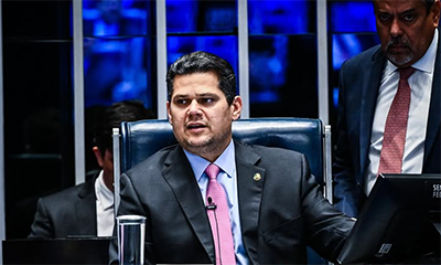 Senador Davi Alcolumbre lidera votações importantes no Senado