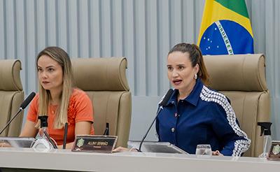 Deputados interrompem recesso e aprovam projetos do Governo do Estado