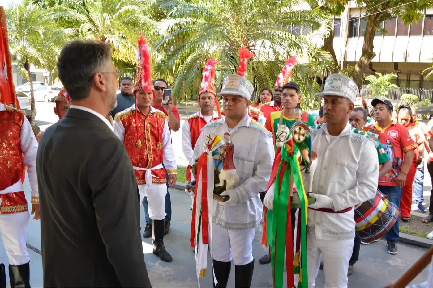 Governador Clécio Luís exalta a força da fé na tradição histórica da Festa de São Tiago em recepção à comitiva de Mazagão Velho